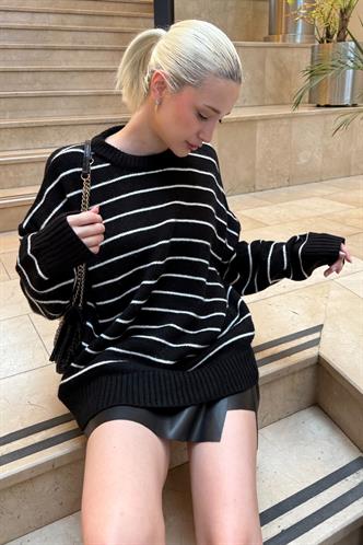 Black Striped Knitwear Sweater MG1262