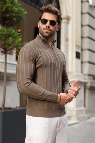 Açık Kahve Slim Fit Hakim Yaka Fermuarlı Erkek Triko Kazak E7518  
