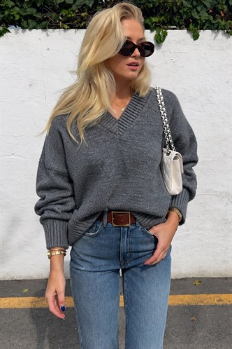 Antrasit V Yaka Oversize Kadın Triko Kazak MG2149