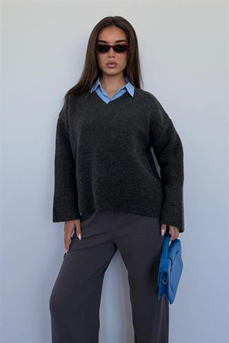 Antrasit V Yaka Triko Kadın Kazak Mg2501