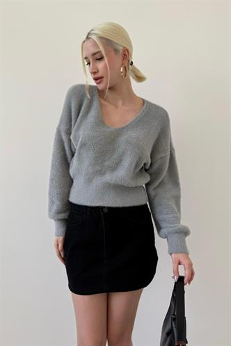 Gri V Yaka Yumuşak Dokulu Kadın Kazak Mg2499