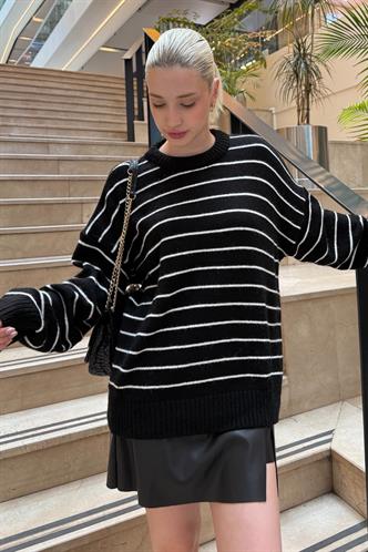 Black Striped Knitwear Sweater MG1262