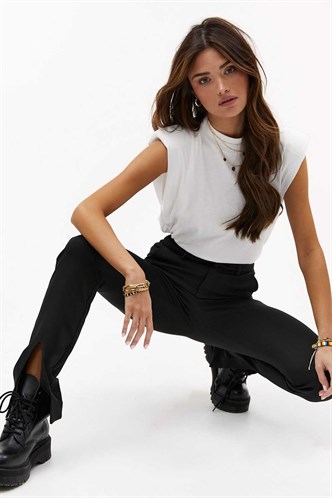 Mad Girls Beyaz Vatkalı Tişört MG900