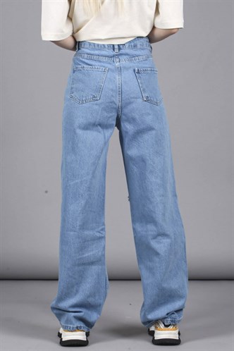Mad Girls Mavi Yırtıklı Straight Leg Jean Mg1152