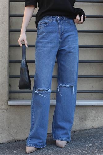 Mad Girls Mavi Yırtıklı Straight Leg Jean Mg1161