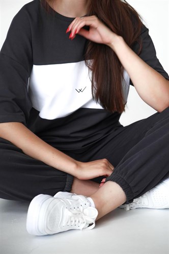 Mad Girls Embroidered Black T-shirt MG1421
