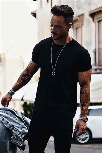 Madmext Bisiklet Yaka Basic Tişört Siyah 3006