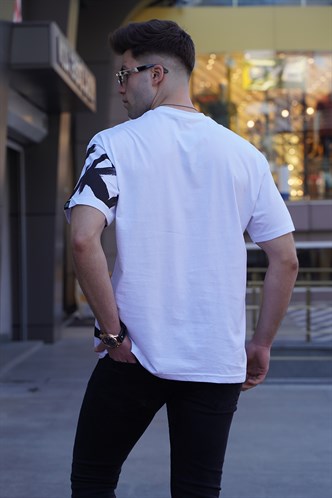 Madmext Men Designed White T-shirt 5811