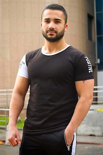 Madmext Kol Baskılı Siyah Tişört 4021