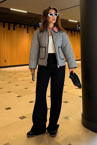 Siyah Pötikareli Cepli Kadın Mont Mg2488