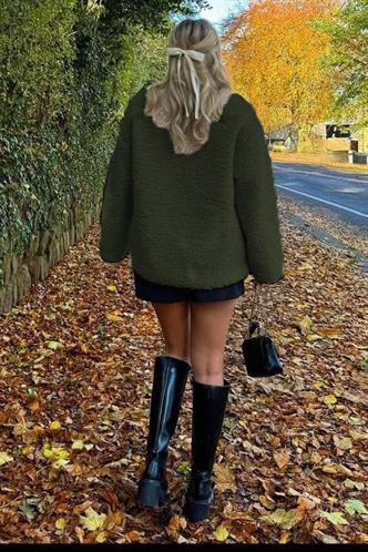 Haki Düğmeli Peluş Kadın Mont Mg2531