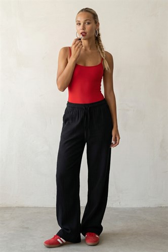 Siyah Bol Paça Müslin Kadın Pantolon MG1980