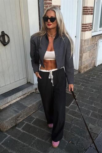 Siyah Çift Bel Bantlı Wide Leg Kadın Pantolon MG2551