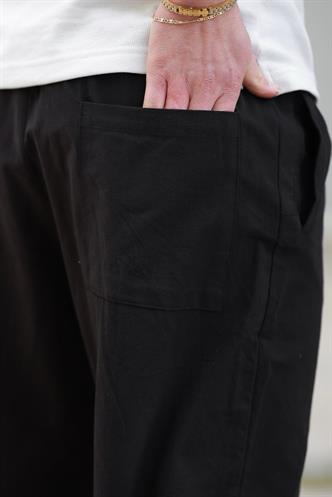 Siyah Rahat Kesim Erkek Pantolon E6561