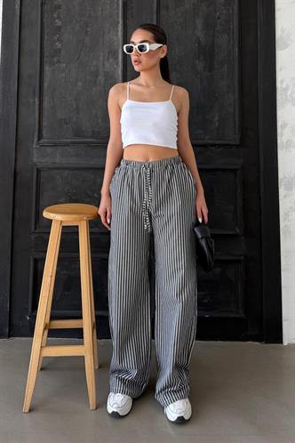 Siyah Beli Ayarlanabilir Çizgili Cepli Bol Paça Kadın Pantolon Mg2312
