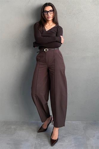 Kahverengi Modern Kesim Kemerli Yüksek Bel Bol Paça Kumaş Pantolon MG2618