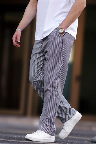 Siyah Beli Ayarlanabilir Bol Paça Dökümlü Çizgili Pantolon 6541