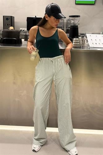 Açık Yeşil Pötikareli Bol Paça Kadın Pantolon Mg2335