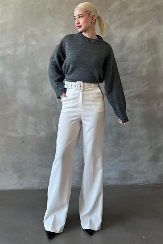 Beyaz İspanyol Paça Kadın Kumaş Pantolon MG2303