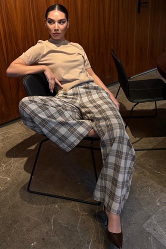 Bej Kare Desenli Rahat Kesim Pantolon MG2728