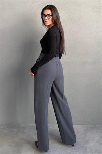 Antrasit Yüksek Bel Pileli Kemerli Geniş Paça Kadın Pantolon MG2615
