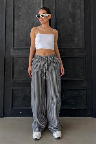 Siyah Beli Ayarlanabilir Çizgili Cepli Bol Paça Kadın Pantolon Mg2312