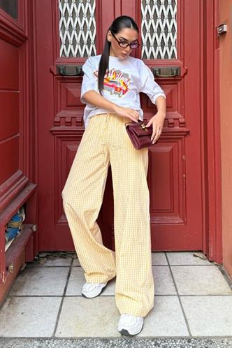 Açık Sarı Pötikareli Bol Paça Kadın Pantolon Mg2335