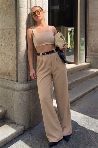  Bej Çift Pileli Kemerli Pantolon Mg2330