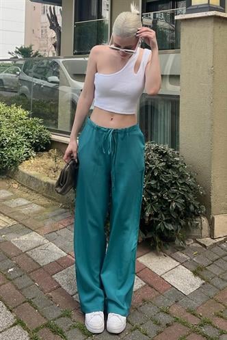 Zümrüt Yeşili Krinkıl Kumaş Basic Kadın Plaj Pantolon MG1778