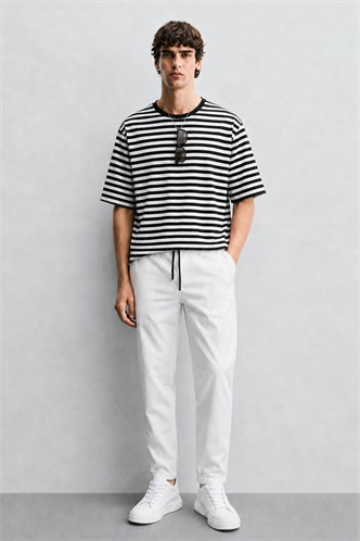 Madmext Men White Jogger Trousers 4242
