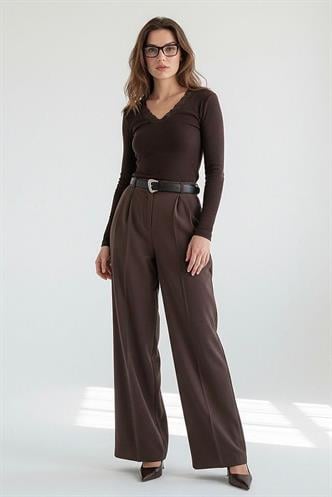 Kahverengi Yüksek Bel Pileli Kemerli Geniş Paça Kadın Pantolon MG2615