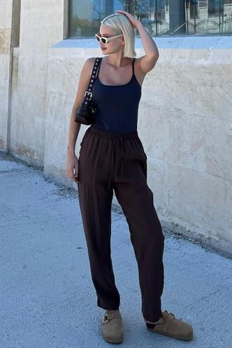 Kahverengi Ayarlanabilir Bel Rahat Kesim Pantolon MG2161