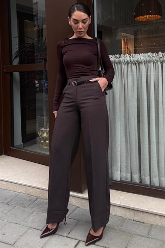 Acı Kahverengi Geniş Paça Normal Bel Kemerli Pantolon MG2735