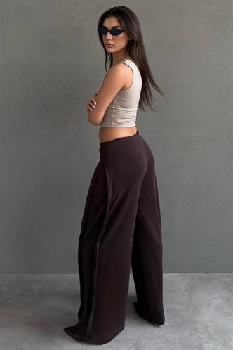 Kahverengi Yumuşak dokunuşlu, Yanları Pilili, Modal İçeren Geniş Paça Pantolon MG2668