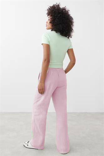 Pembe Elastik Belli Bol Kesim Pantolon MG2020