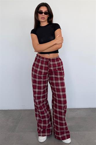 Bordo Lastikli Bel Geniş Paça Ekose Pantolon MG2658