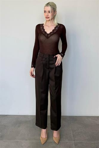 Acı Kahverengi Pens Detaylı Kapaklı Düz Paça Kumaş Pantolon MG2642