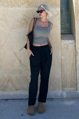 Siyah Ayarlanabilir Bel Rahat Kesim Pantolon MG2161