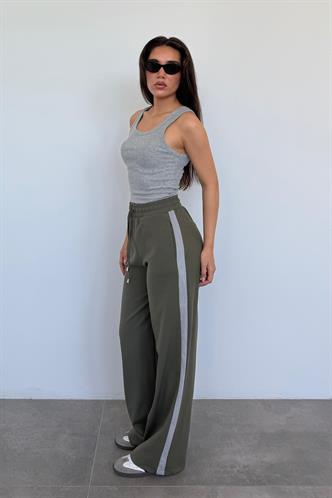 Haki Şerit Detaylı Bol Paça Kadın Eşofman MG2441 