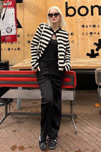 Siyah Beli Ayarlanabilir Geniş Paça Eşofman MG2215