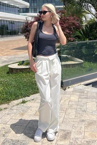 Beyaz Yüksek Bel Rahat Kesim Bol Paça Pantolon MG2120