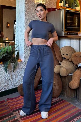 Koyu Mavi Bol Paça Müslin Kadın Pantolon MG1980