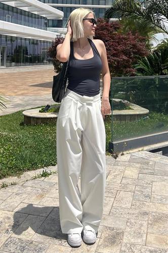 Beyaz Yüksek Bel Rahat Kesim Bol Paça Pantolon MG2120