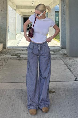 Siyah Beli Ayarlanabilir Bol Paça Dökümlü Çizgili Pantolon MG2087