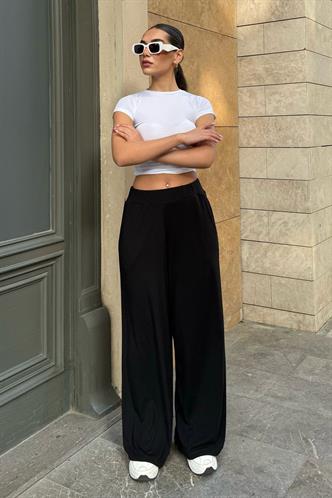 Siyah Yüksek Bel Rahat Kesim Geniş Paça Kadın Eşofman MG2309