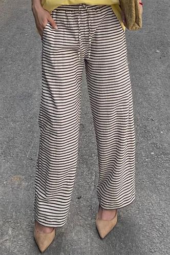 Kahverengi Beli Ayarlanabilir Pamuklu Bol Paça Dökümlü Çizgili Pantolon MG2133