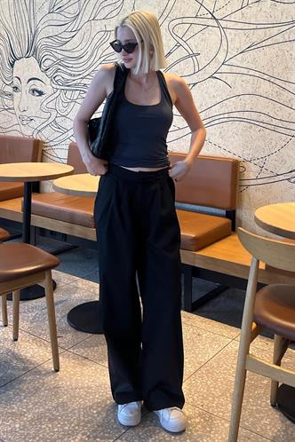 Siyah Yüksek Bel Rahat Kesim Bol Paça Pantolon MG2120