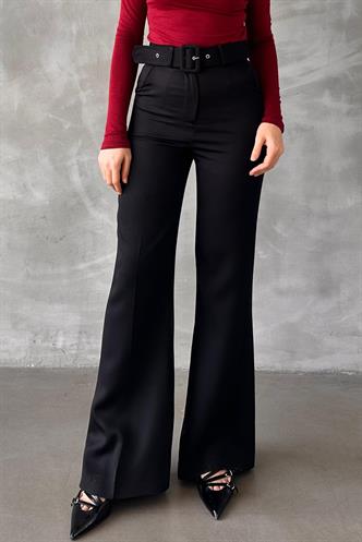 Siyah İspanyol Paça Kadın Kumaş Pantolon MG2303