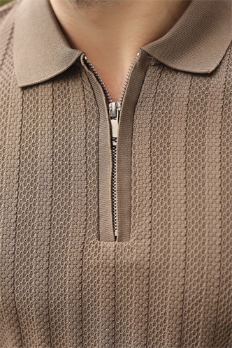 Açık Kahverengi Yarım Fermuarlı Polo Yaka Erkek Triko Tişört E7458