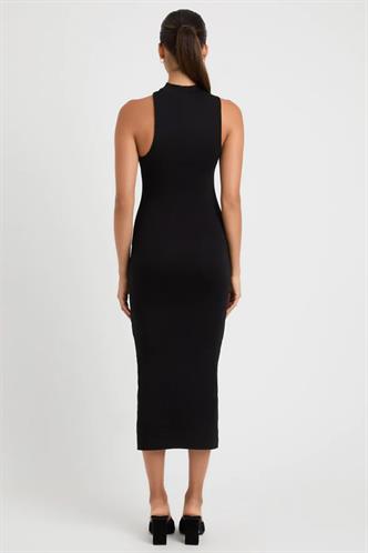 Siyah  Halter Yaka Omuzları Dekolteli  Uzun Basic Elbise MG1715